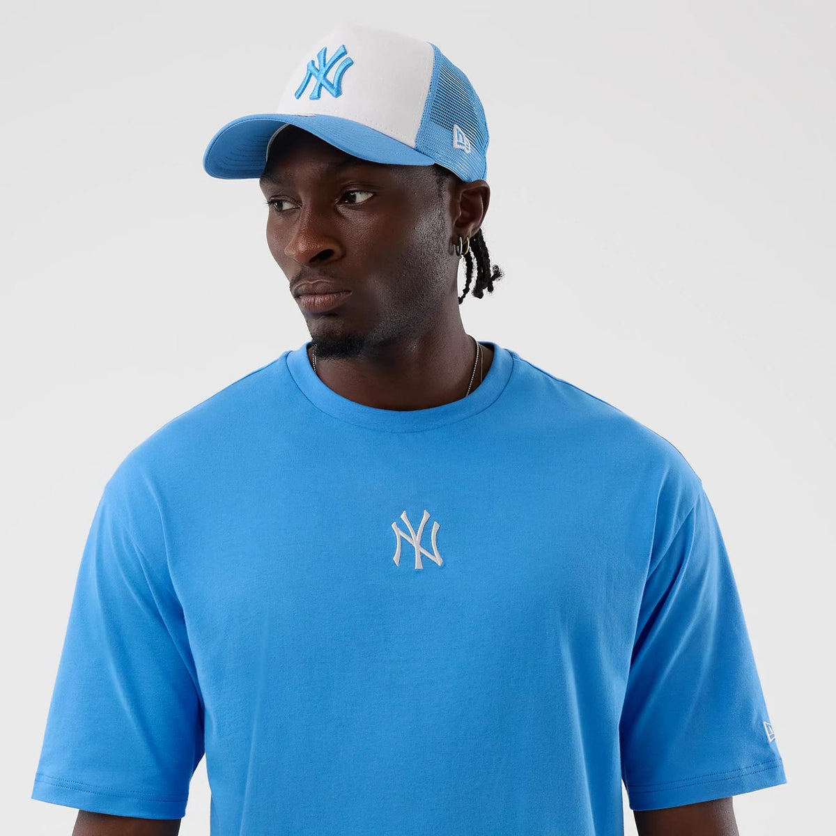 New York Yankees MLB League Essential Pastel Blue Oversized T-Shirt-zelvios