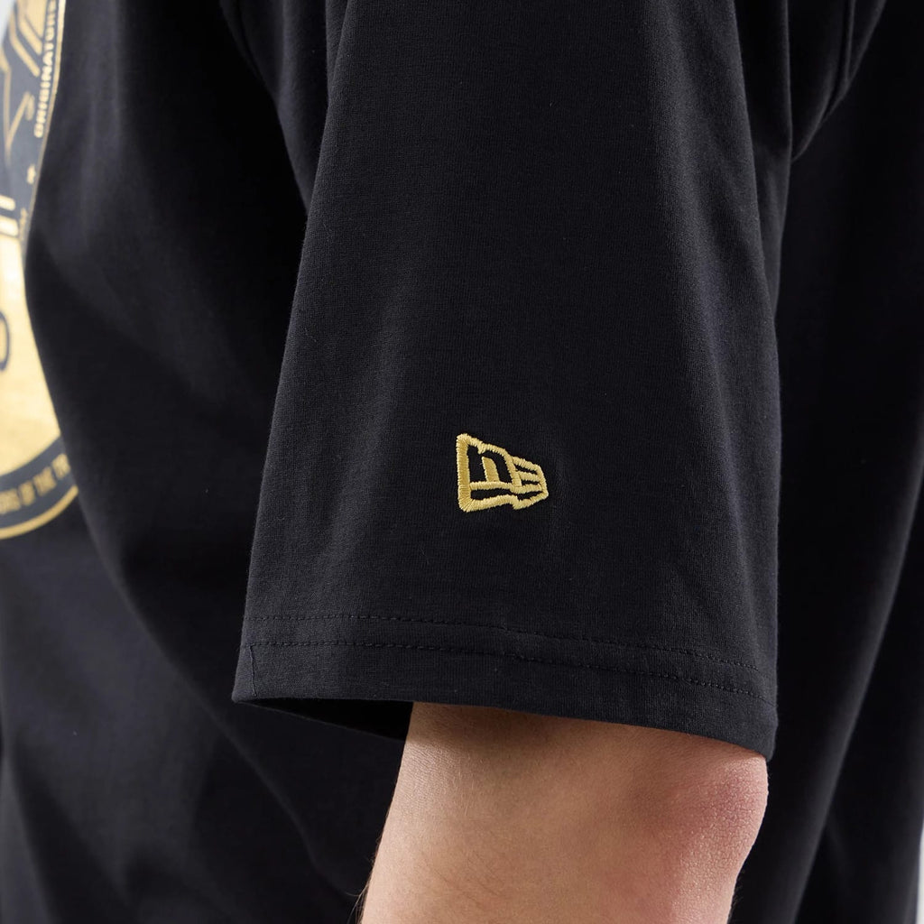New Era Sticker Porto Black Oversized T-Shirt-zelvios
