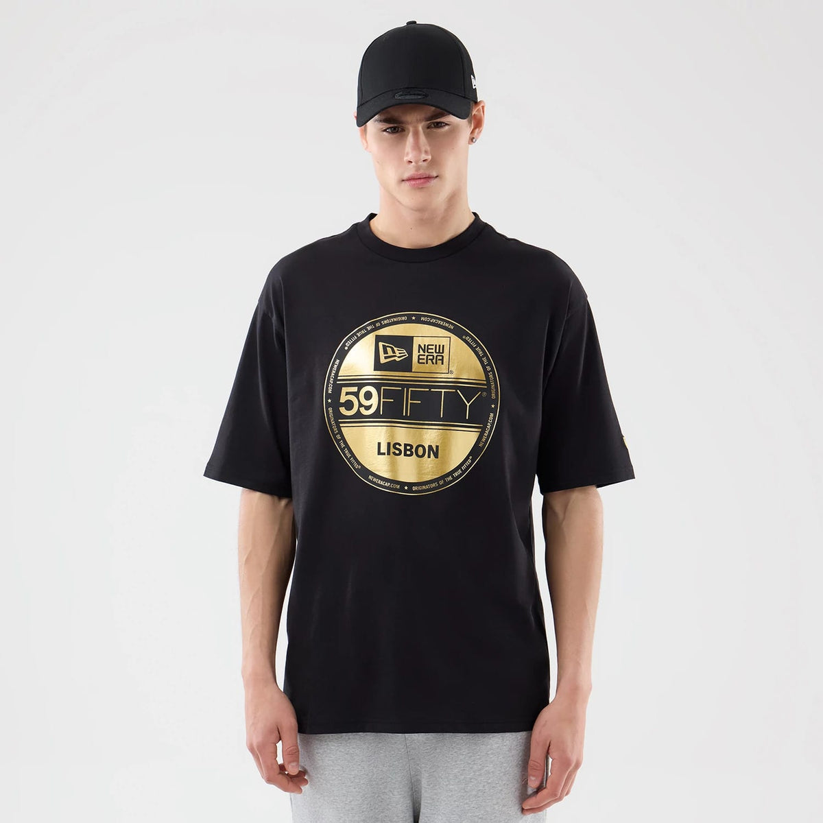 New Era Sticker Lisbon Black Oversized T-Shirt-zelvios