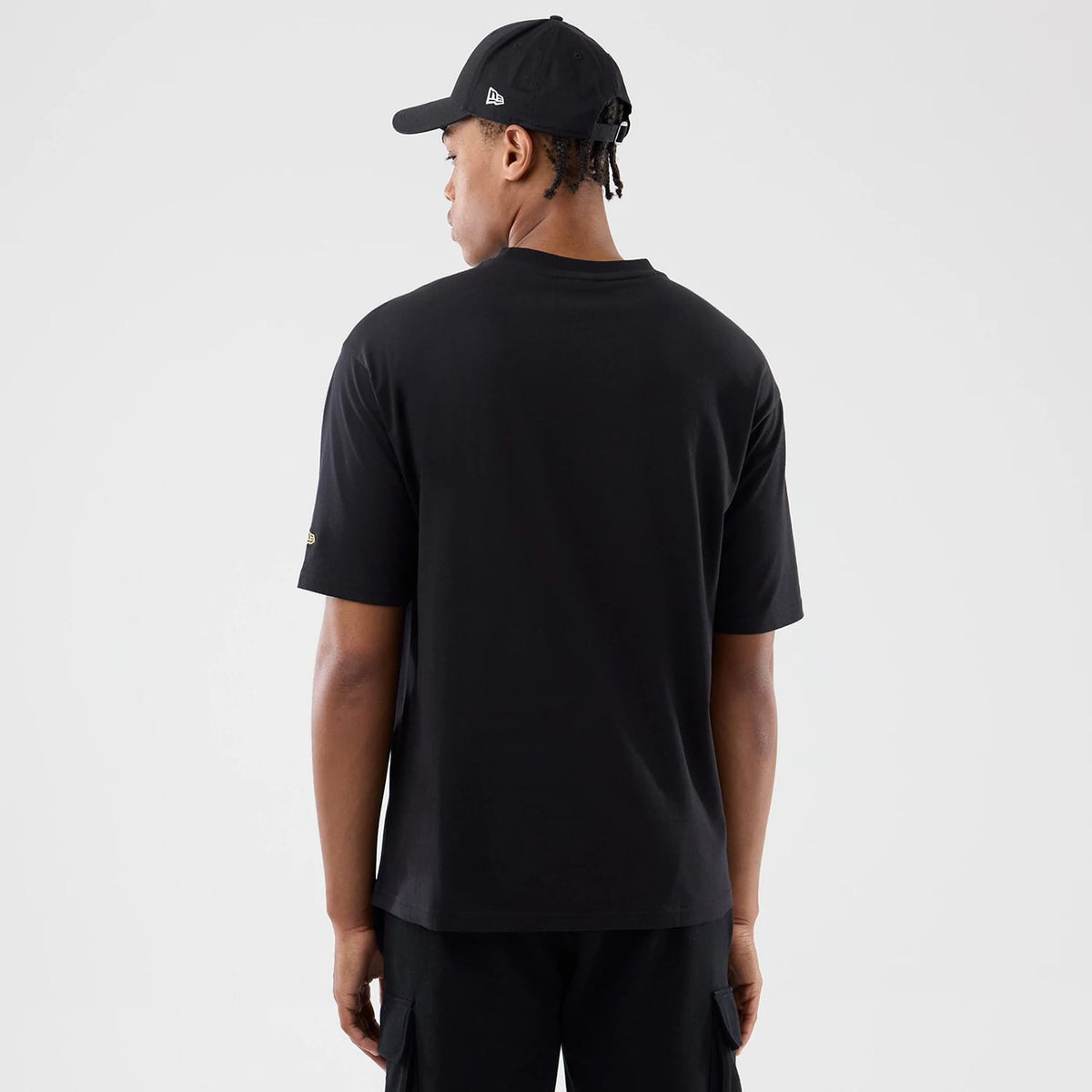 New Era Sticker Madrid Black Oversized T-Shirt-zelvios