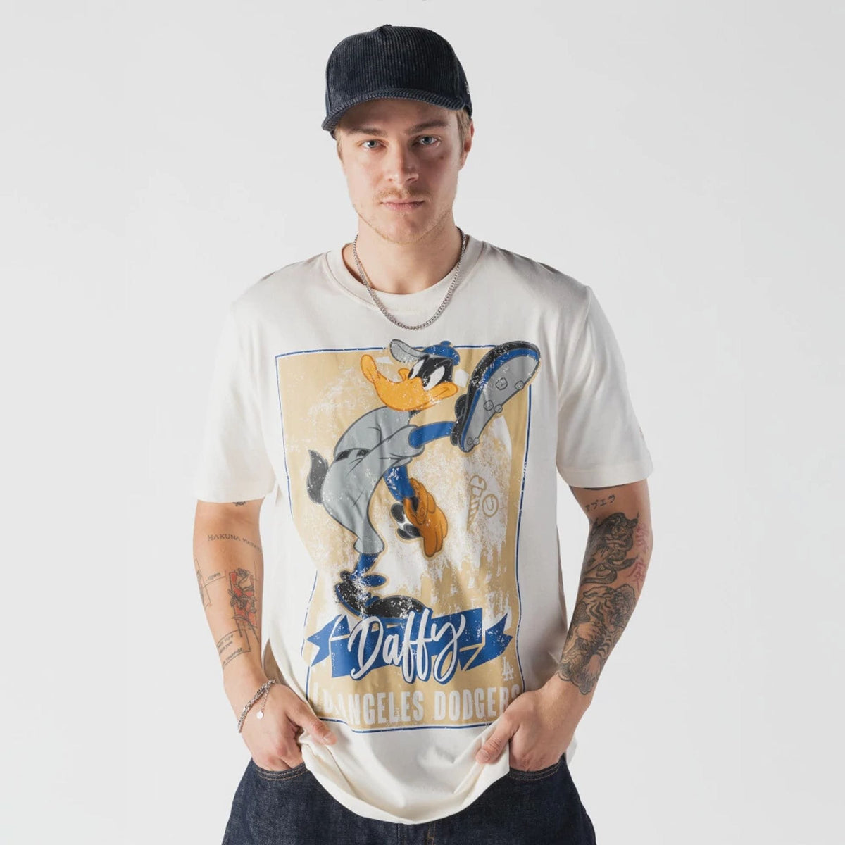 LA Dodgers MLB X Looney Tunes Cream T-Shirt-zelvios