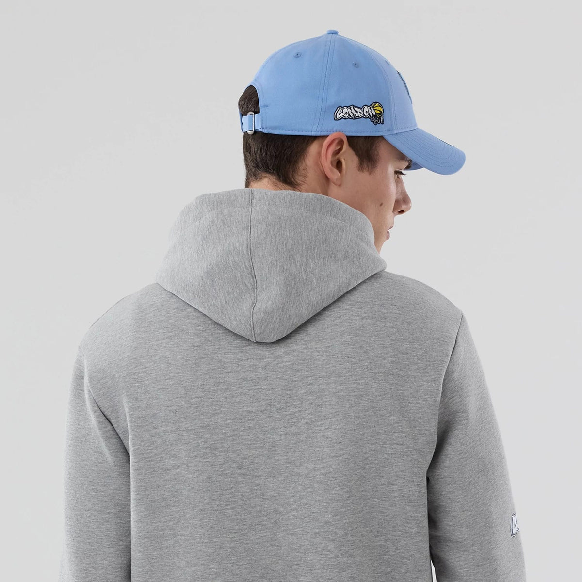 Memphis Grizzlies NBA London Game 2026 Grey Pullover Hoodie-zelvios