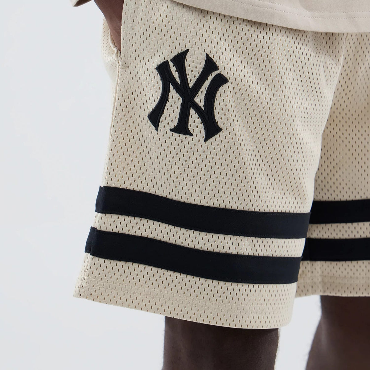 New York Yankees MLB Light Beige Oversized Mesh Shorts-zelvios