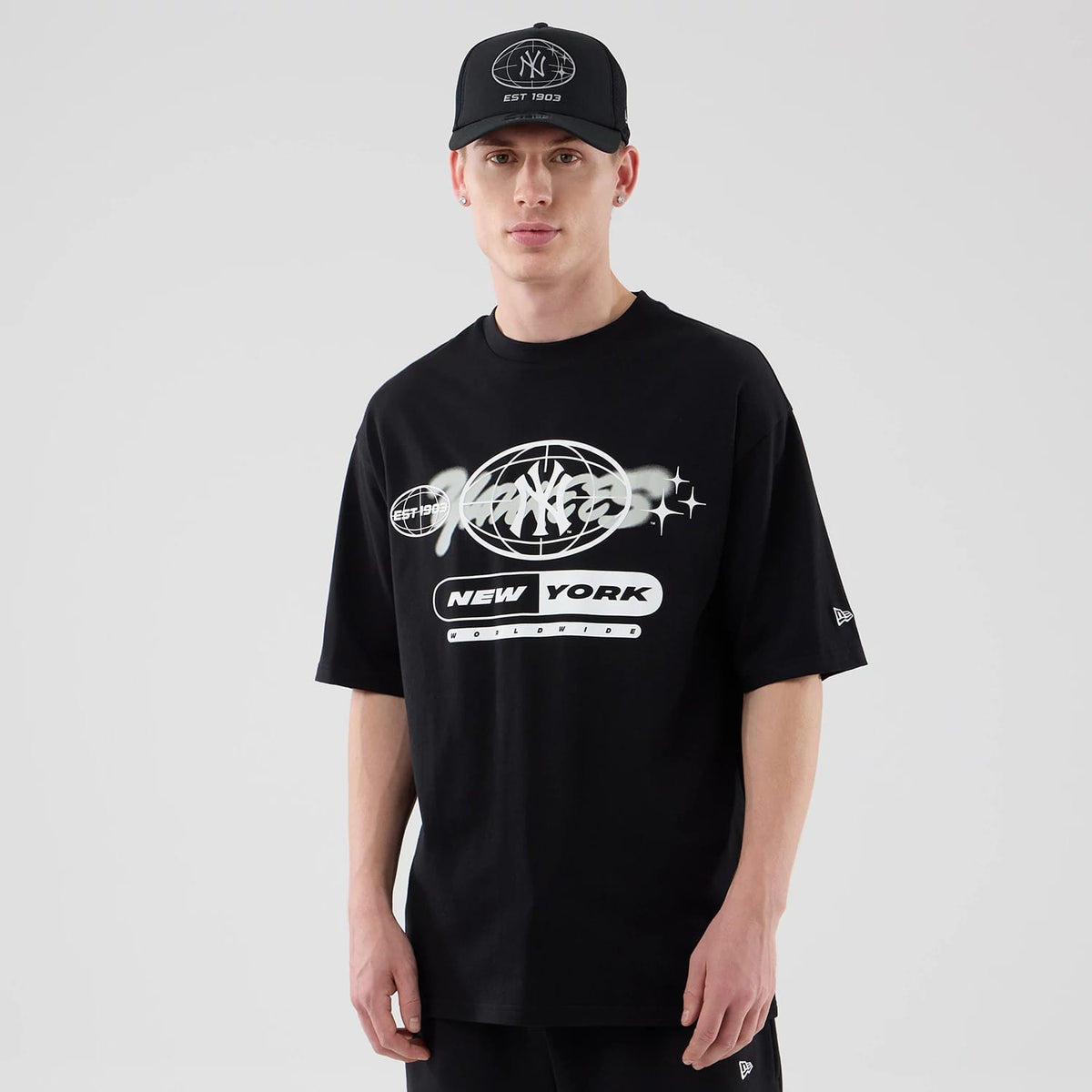 New York Yankees MLB Logo Graphic Black Oversized T-Shirt-zelvios