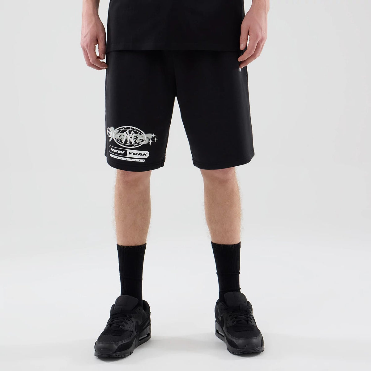 New York Yankees MLB Logo Graphic Black Oversized Shorts-zelvios