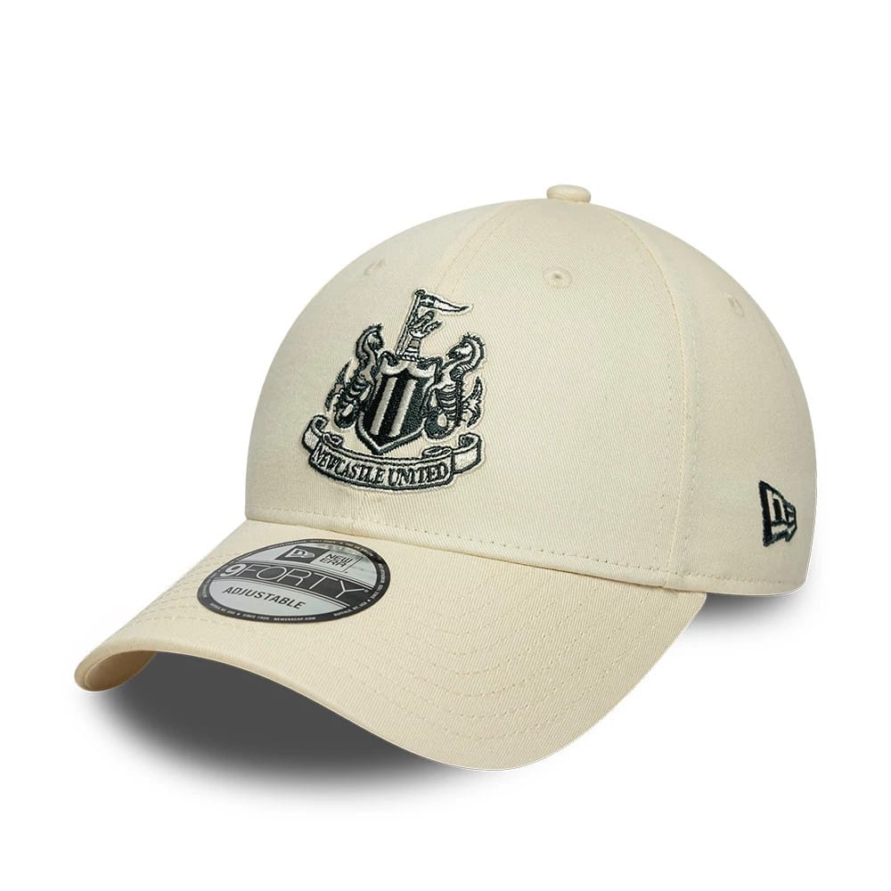 Newcastle United FC Cream 9FORTY Adjustable Cap-zelvios