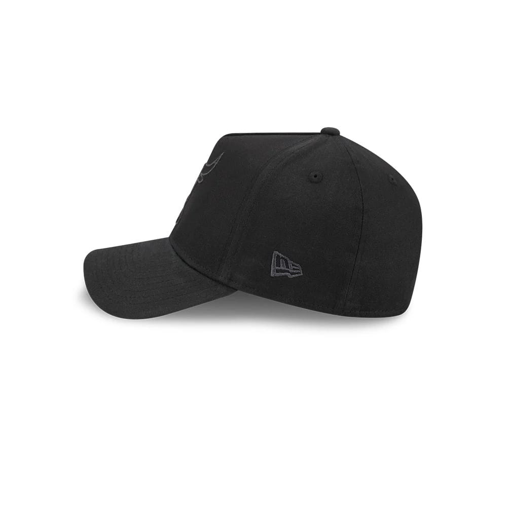 Bulls NBA Waxy Canvas Black 59FORTY A-Frame Fitted Cap-zelvios