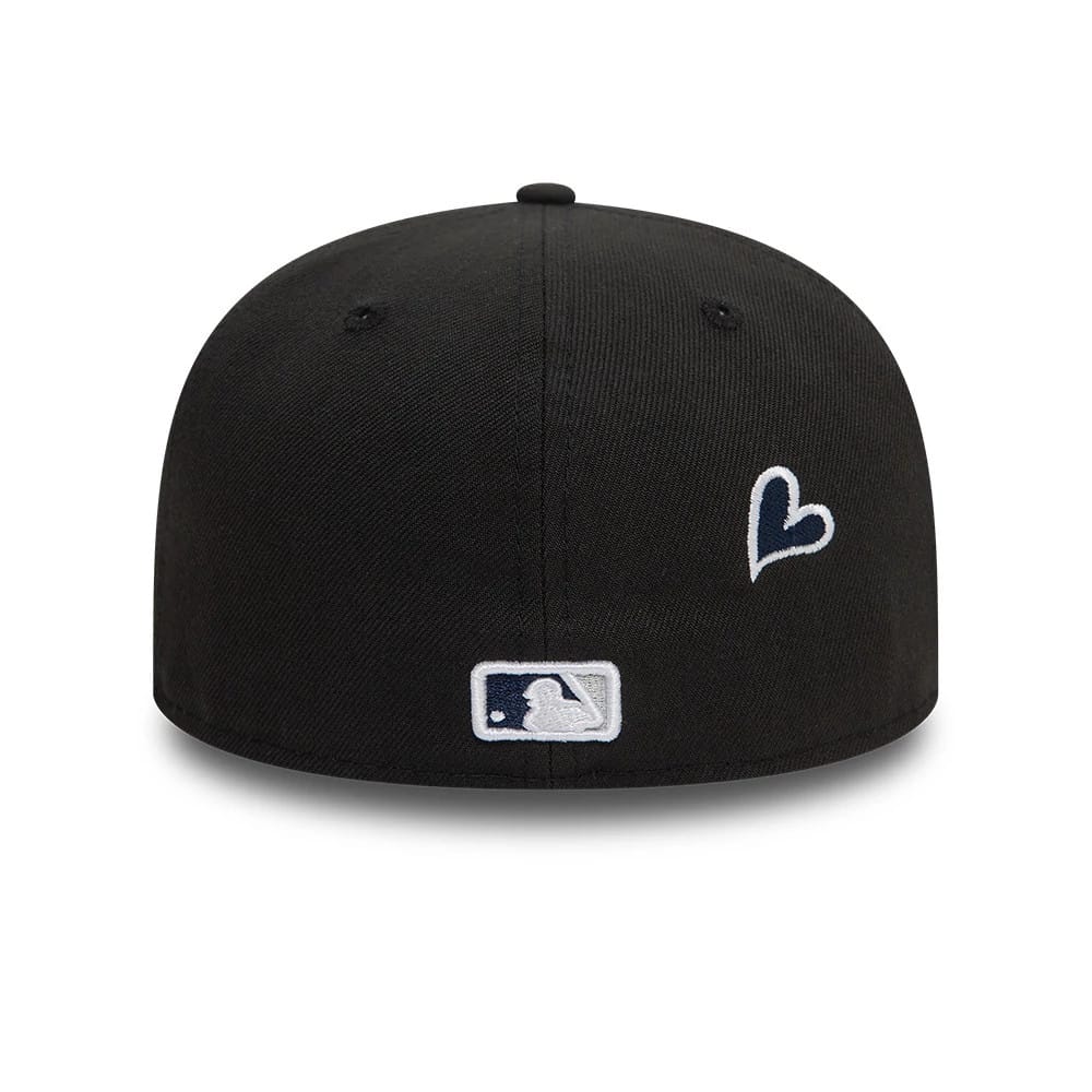 New York Yankees MLB Heart Icon Black 59FIFTY Fitted Cap-zelvios