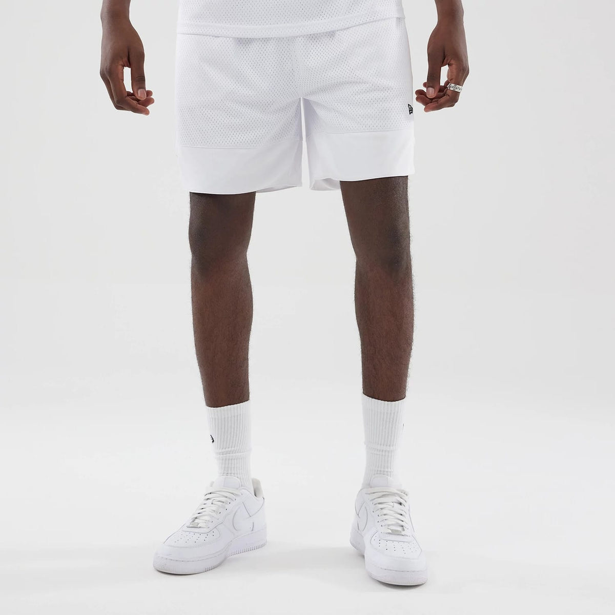 New Era Mesh White Oversized Shorts-zelvios